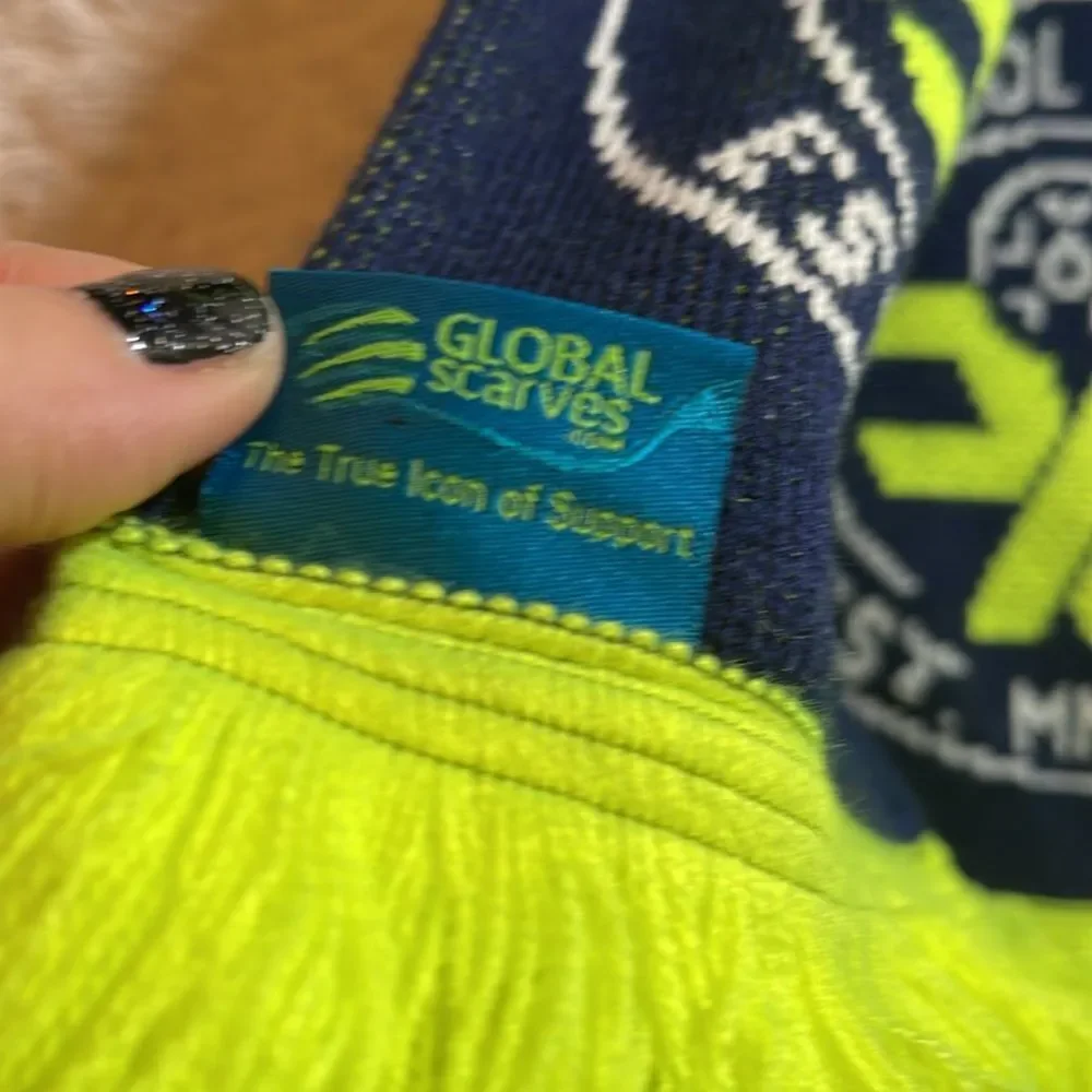 Futbol first scarf
